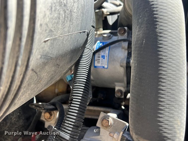 image for item DO2430 2009 International  DuraStar 4300 winch truck