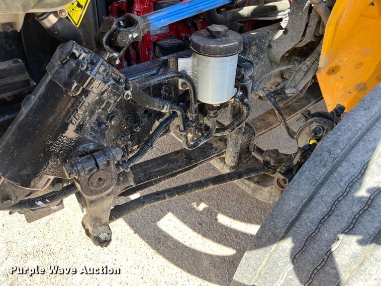 image for item DO2433 2018 International  DuraStar 4300 flatbed truck