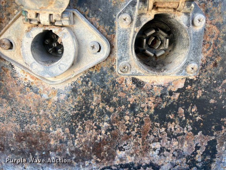 image for item DO2435 2013 International  DuraStar 4300 flatbed truck with crane