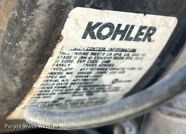 image for item DO2435 2013 International  DuraStar 4300 flatbed truck with crane