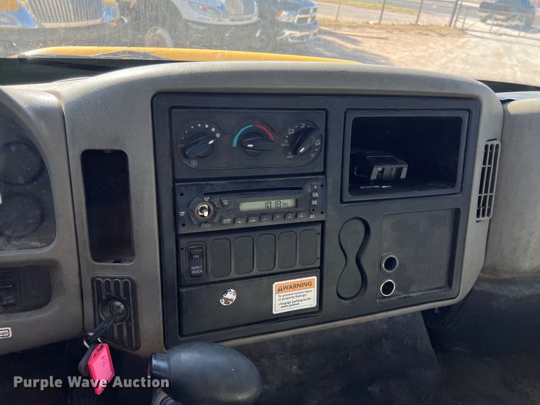 image for item DO2435 2013 International  DuraStar 4300 flatbed truck with crane