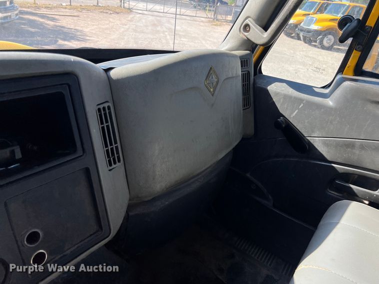 image for item DO2435 2013 International  DuraStar 4300 flatbed truck with crane