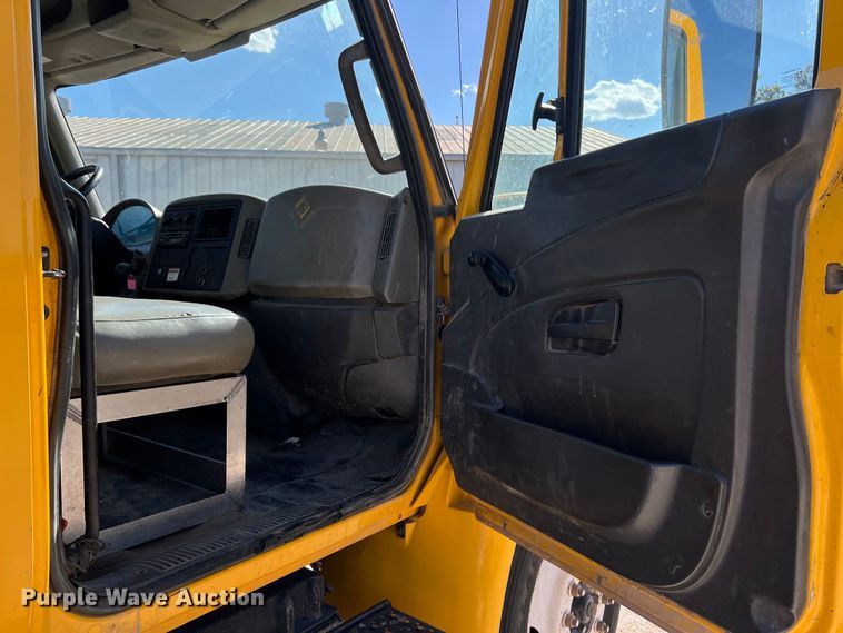 image for item DO2435 2013 International  DuraStar 4300 flatbed truck with crane