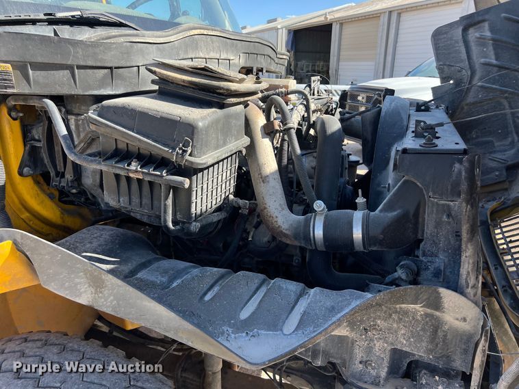 image for item DO2435 2013 International  DuraStar 4300 flatbed truck with crane