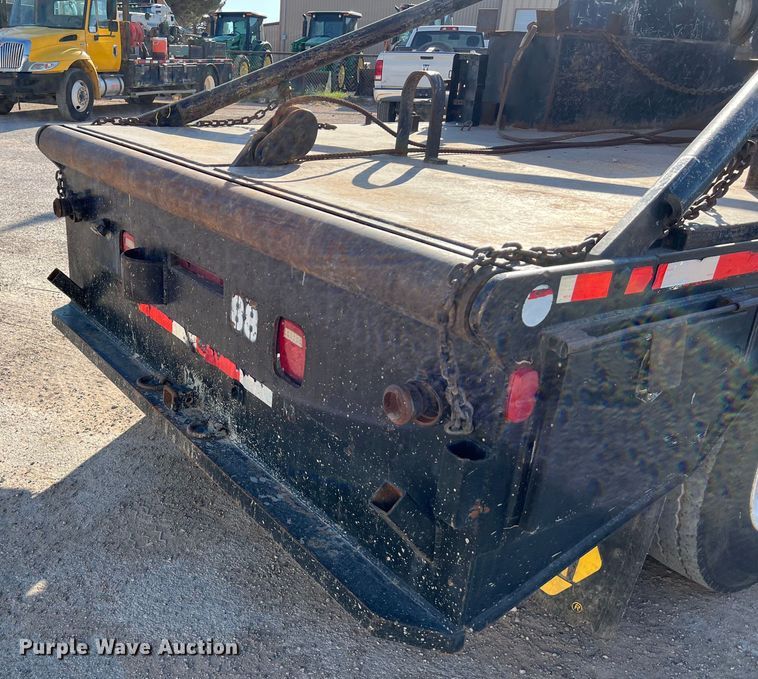 image for item DO2436 2007 International  4300 winch truck