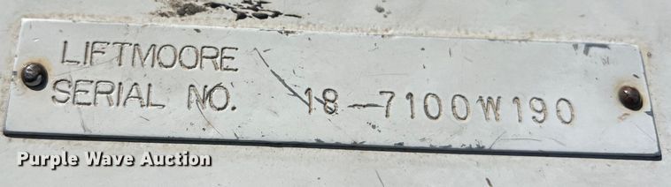 image for item DO2437 2013 International  DuraStar 4300 utility / service truck