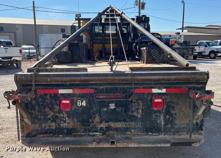 image for item DO2438 2007 International  4300 winch truck