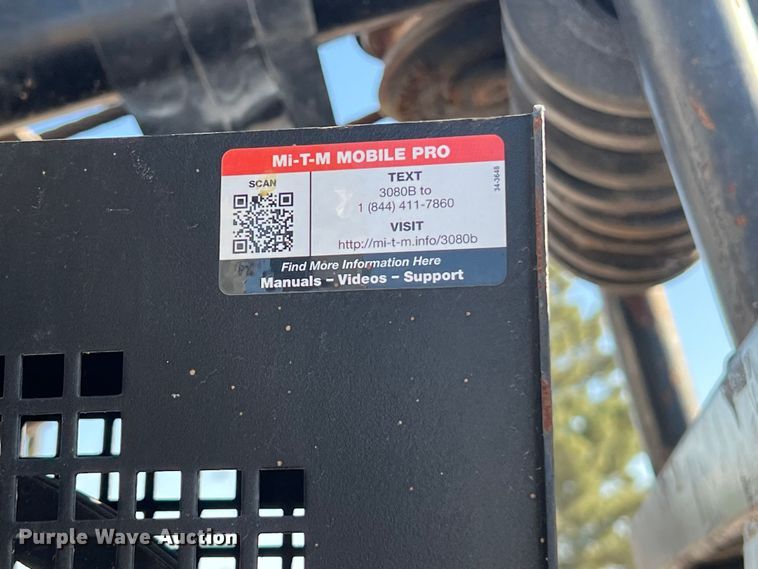 image for item DO2438 2007 International  4300 winch truck