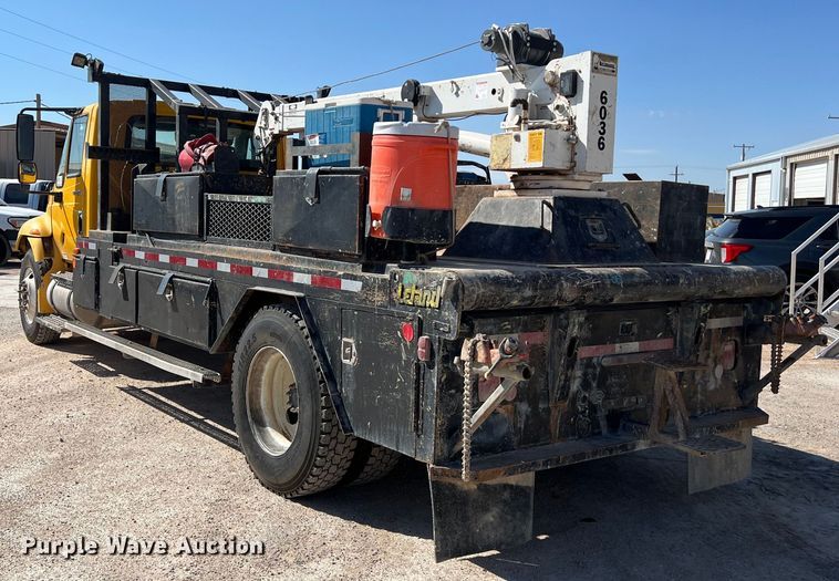 image for item DO2439 2013 International DuraStar 4300 utility / service truck