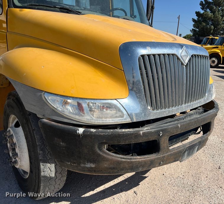 image for item DO2439 2013 International DuraStar 4300 utility / service truck