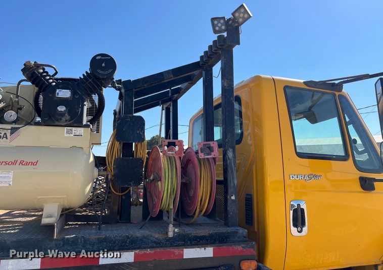 image for item DO2439 2013 International DuraStar 4300 utility / service truck