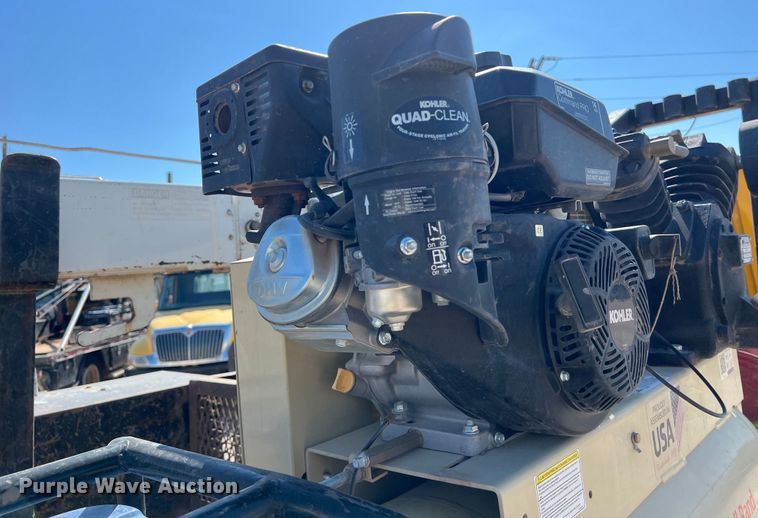 image for item DO2439 2013 International DuraStar 4300 utility / service truck