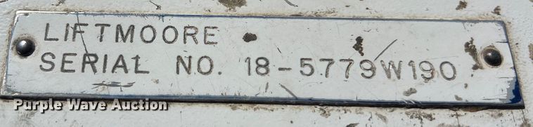 image for item DO2439 2013 International DuraStar 4300 utility / service truck