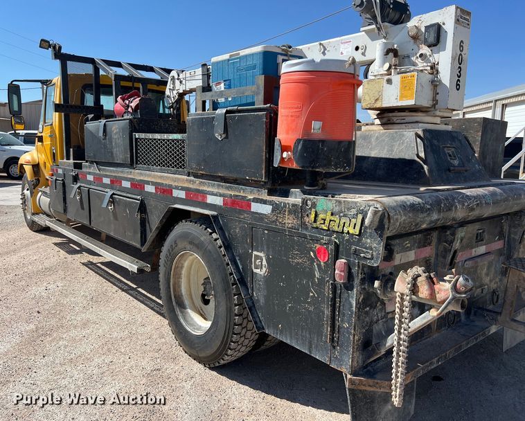 image for item DO2439 2013 International DuraStar 4300 utility / service truck