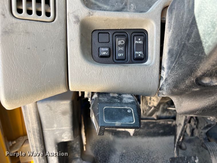 image for item DO2439 2013 International DuraStar 4300 utility / service truck