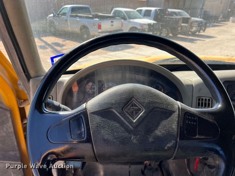 image for item DO2439 2013 International DuraStar 4300 utility / service truck