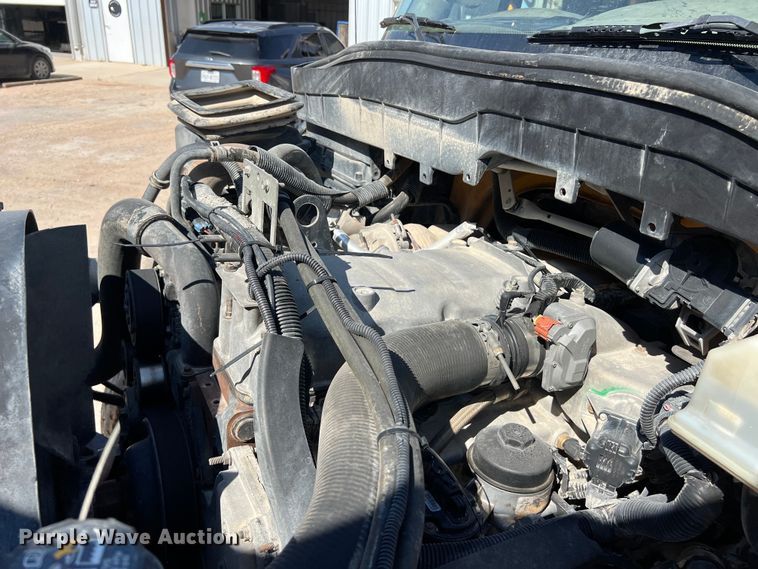 image for item DO2439 2013 International DuraStar 4300 utility / service truck