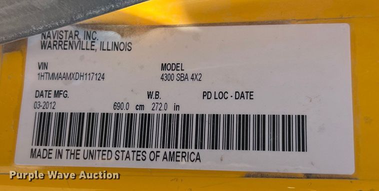 image for item DO2439 2013 International DuraStar 4300 utility / service truck