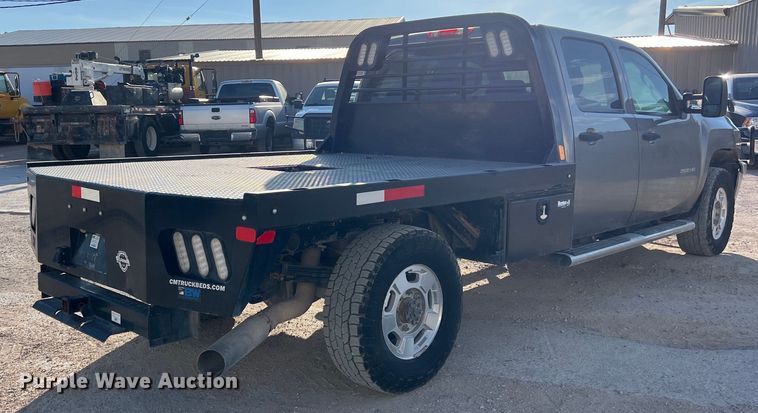 image for item DO2442 2014 Chevrolet  Silverado 2500HD Crew Cab pickup truck