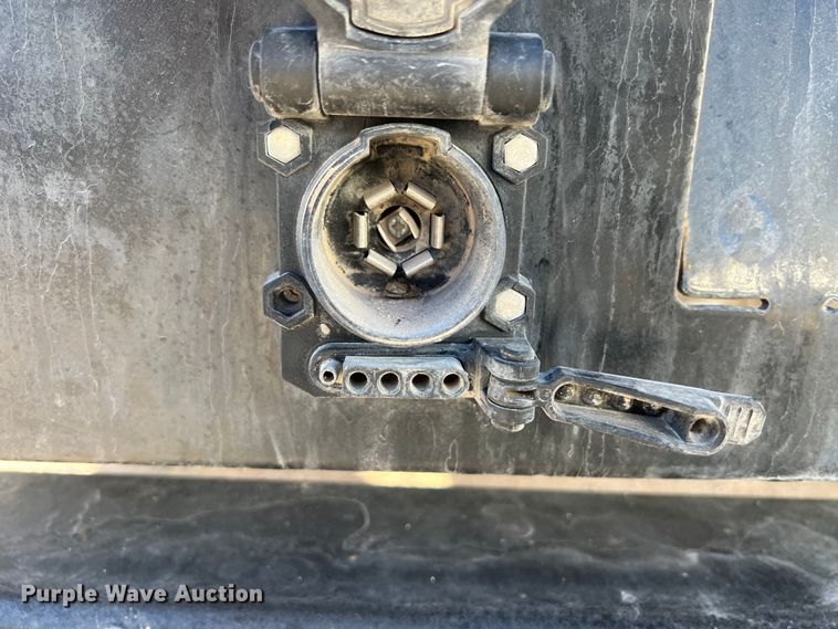 image for item DO2442 2014 Chevrolet  Silverado 2500HD Crew Cab pickup truck