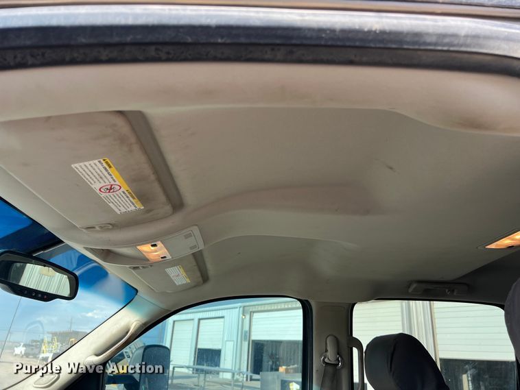 image for item DO2442 2014 Chevrolet  Silverado 2500HD Crew Cab pickup truck