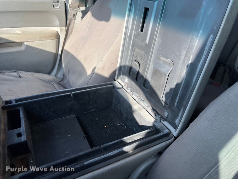 image for item DO2442 2014 Chevrolet  Silverado 2500HD Crew Cab pickup truck