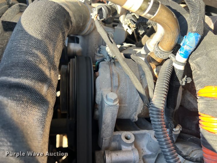 image for item DO2442 2014 Chevrolet  Silverado 2500HD Crew Cab pickup truck