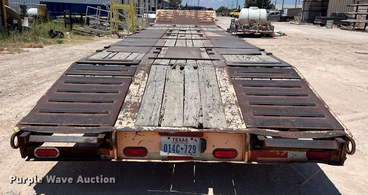 image for item LU9966 2008 Kaufman  drop deck equipment trailer