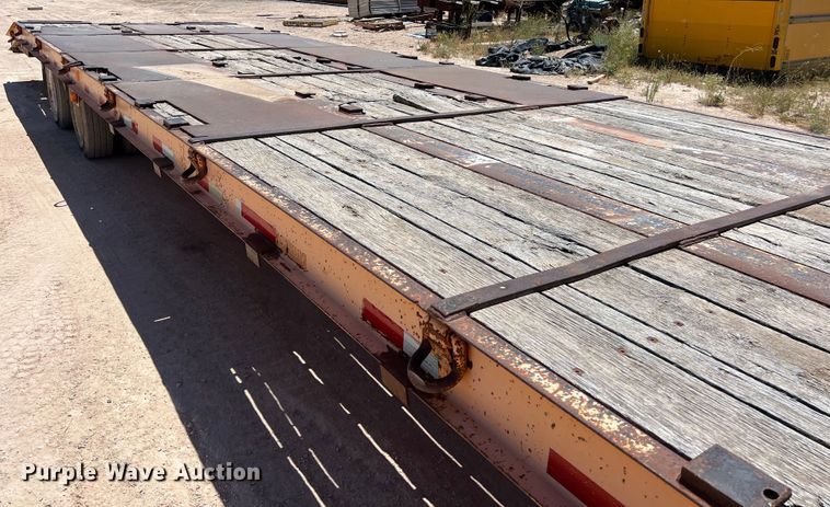 image for item LU9966 2008 Kaufman  drop deck equipment trailer