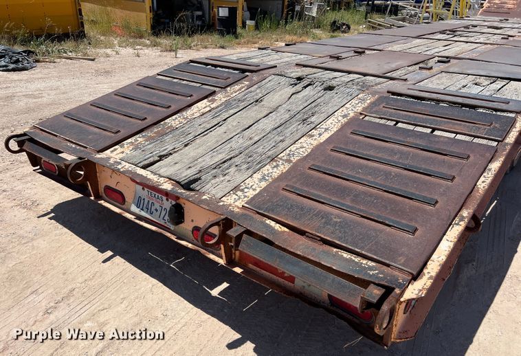 image for item LU9966 2008 Kaufman  drop deck equipment trailer