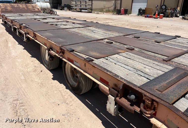 image for item LU9966 2008 Kaufman  drop deck equipment trailer