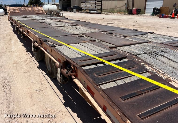 image for item LU9966 2008 Kaufman  drop deck equipment trailer
