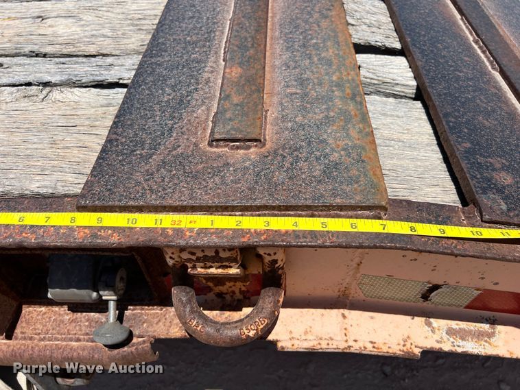 image for item LU9966 2008 Kaufman  drop deck equipment trailer