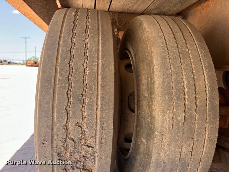 image for item LU9966 2008 Kaufman  drop deck equipment trailer