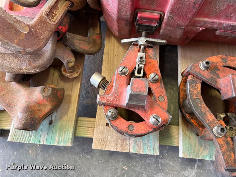 image for item LU9972 Tools