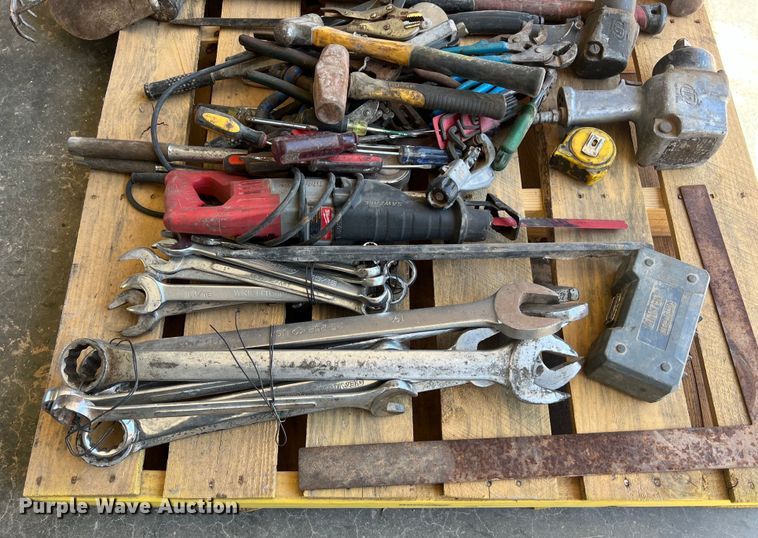 image for item LU9974 Tools