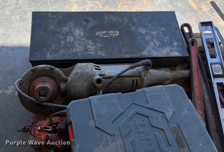 image for item LU9974 Tools