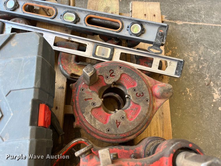 image for item LU9974 Tools