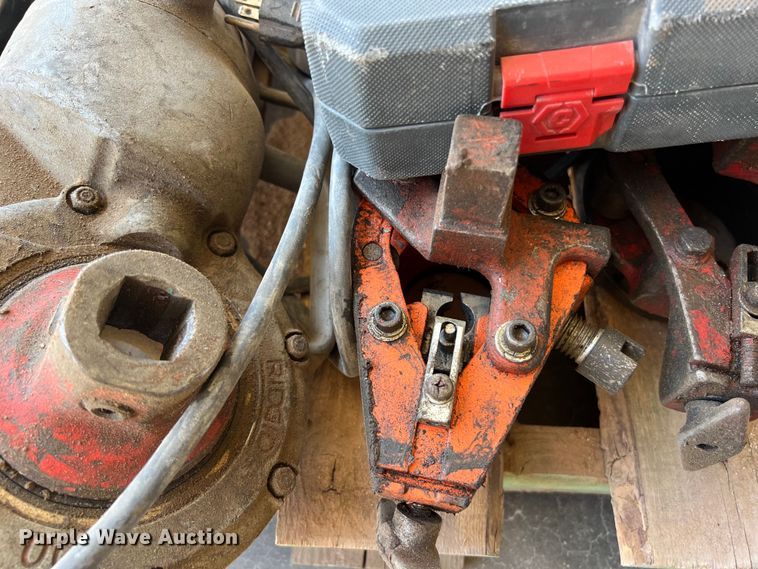 image for item LU9974 Tools