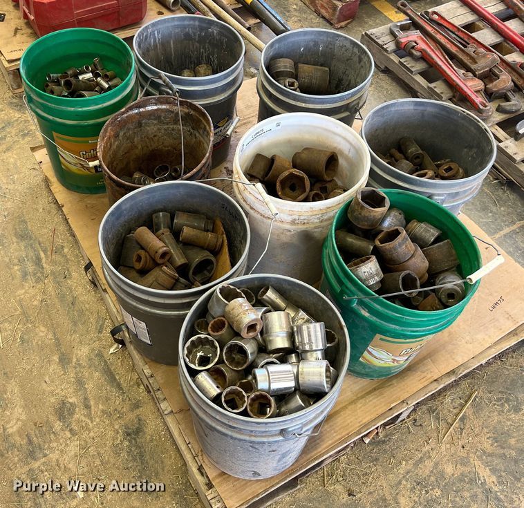 image for item LU9975 Sockets