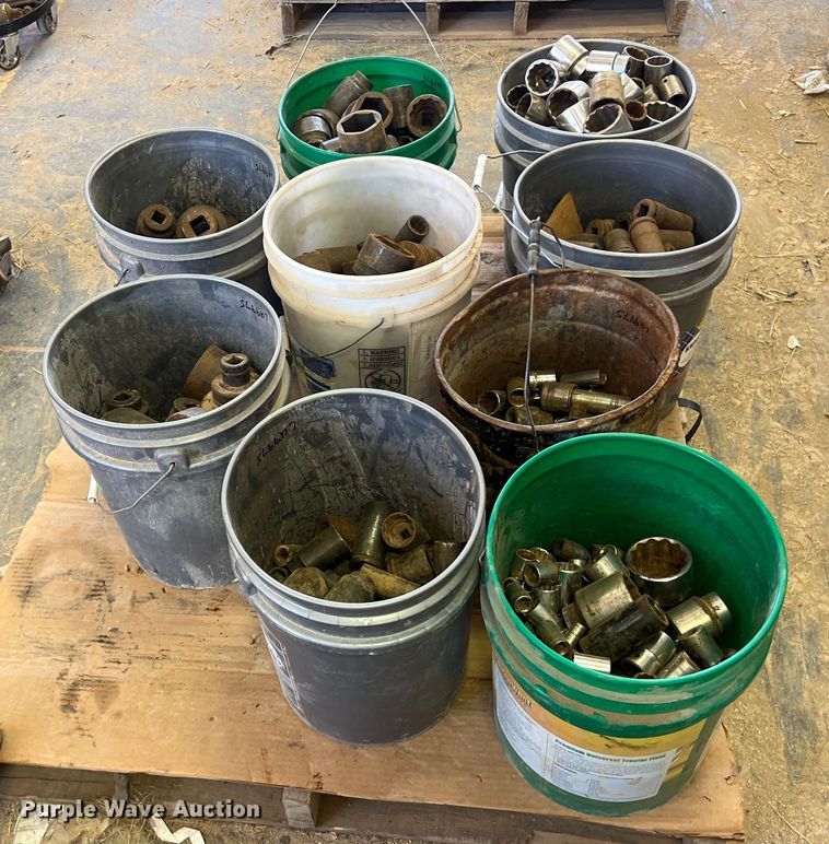 image for item LU9975 Sockets