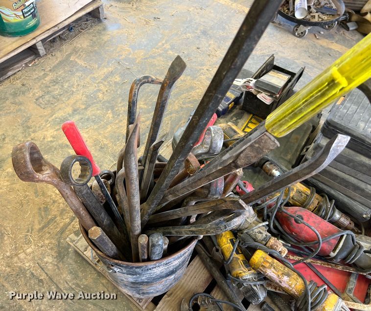 image for item LU9978 Tools