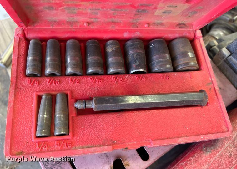 image for item LU9978 Tools