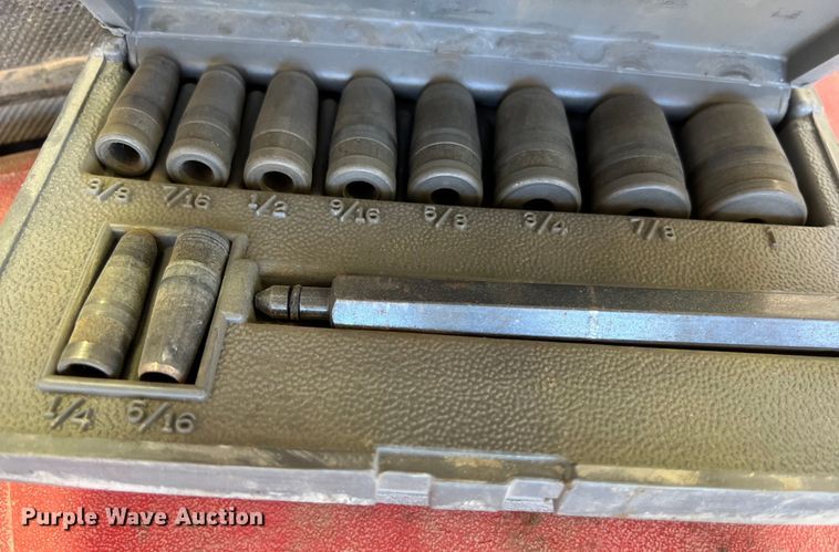 image for item LU9978 Tools