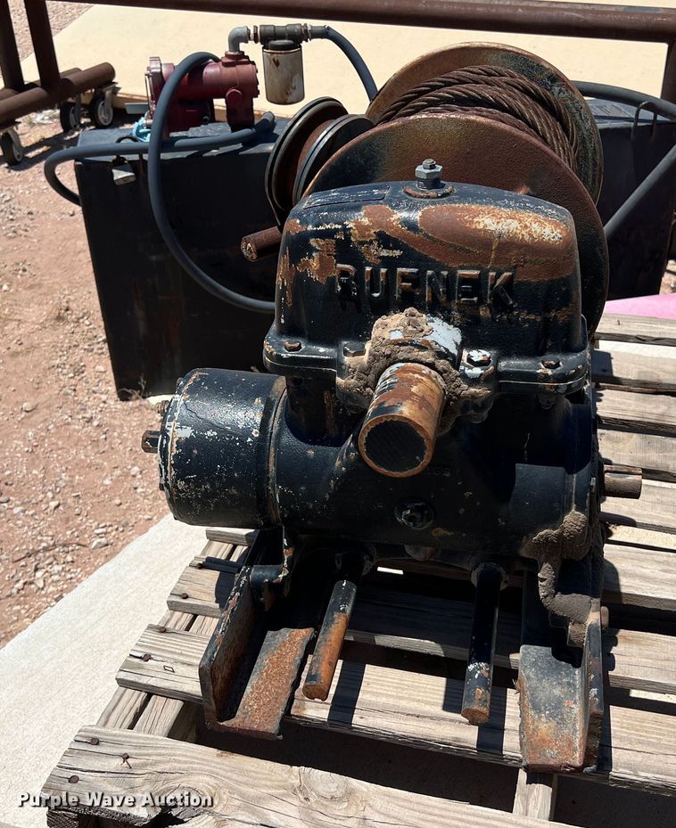 image for item LU9988 Rufnek 5/8