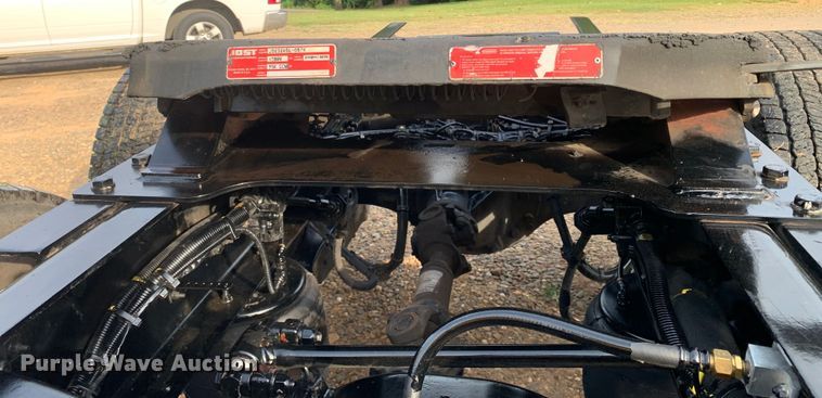 image for item DM7934 2020 Kenworth T680 semi truck