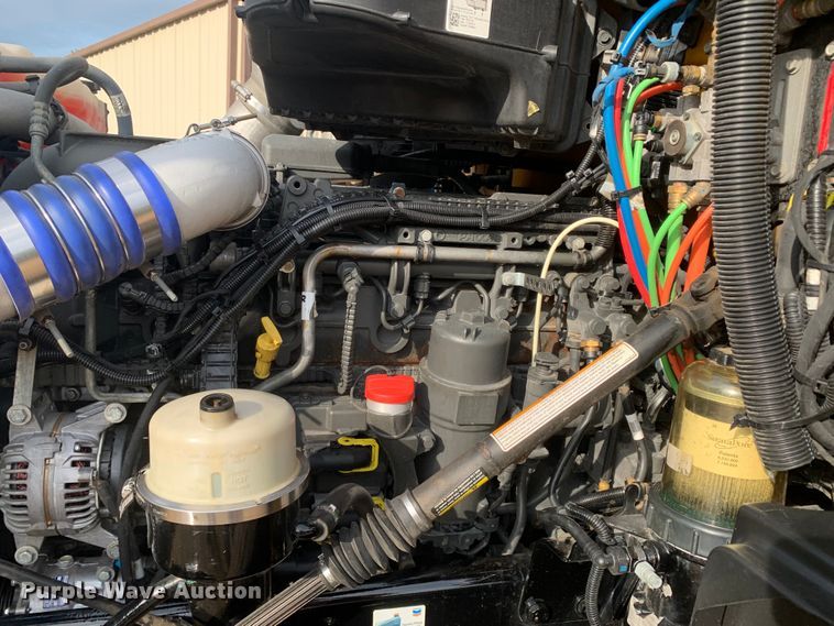 image for item DM7934 2020 Kenworth T680 semi truck