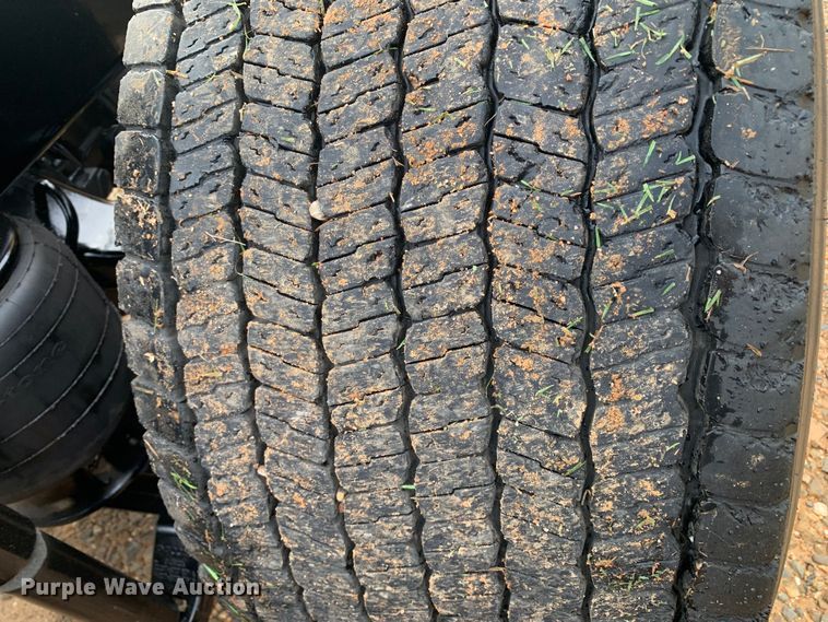 image for item DM7934 2020 Kenworth T680 semi truck