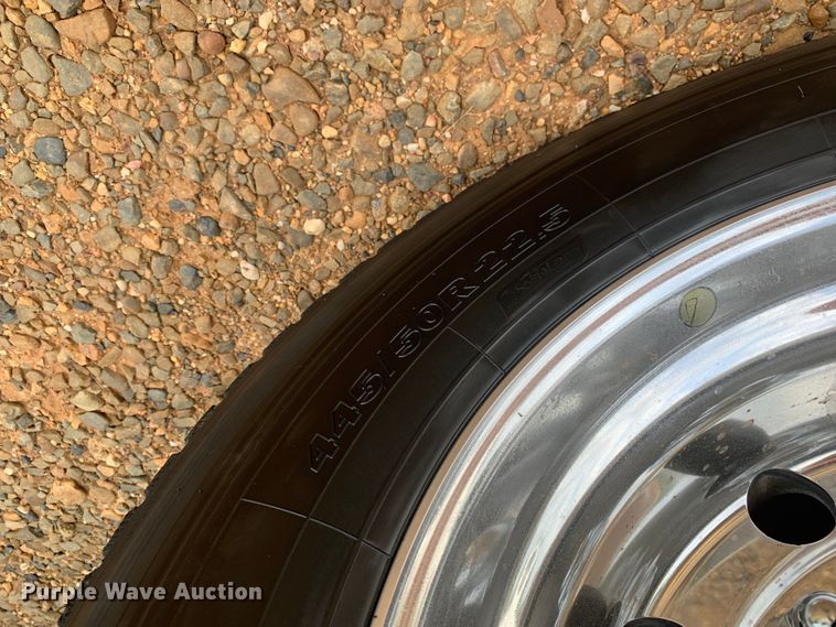 image for item DM7934 2020 Kenworth T680 semi truck