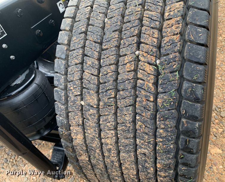 image for item DM7934 2020 Kenworth T680 semi truck